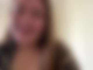 Live cam show with MaximinaEtling - Interactivetoy Mature on Gym Cam Girls