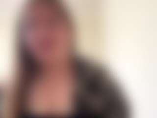 Live cam show with MaximinaEtling - Control on Milf Play