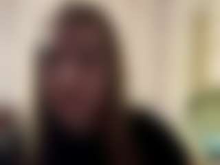Live cam show with MaximinaEtling - Messy on Milfs Live