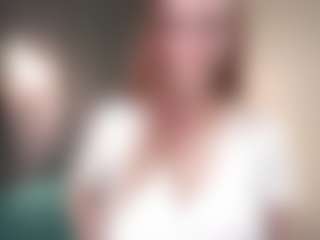 Live cam show with MerrillTurnbull - Petite Toys on galaxygirlnitro.com