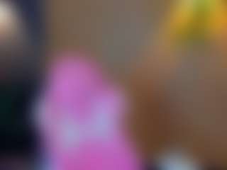 Live cam show with MilaRose1 - Twerking on Camsoda