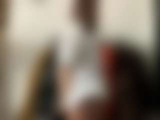 Live cam show with MollySkatin - New Young Adult on Soda Cam