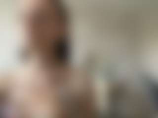 Lea's Live Sex Cam Show