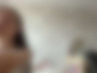Lea's Live Sex Cam Show