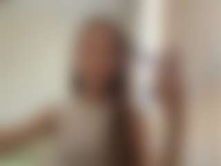 Live cam show with Lea - Striptease Granny on Dare Cams