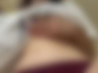 Live cam show with Lea - Public on SpankPalCams