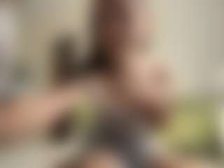 Live cam show with Lea - Flashing on Dare Cams