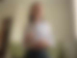 Live cam show with Lea - Granny Brown Hair on liverealitysex.com