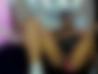 Live cam show with scarlet-snout - Ebony on Camsoda | colombia