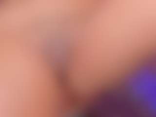 sharonskiinny's Live Sex Cam Show