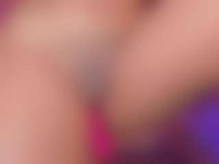 Live cam show with sharonskiinny - New Brown Eyes on Chatstar