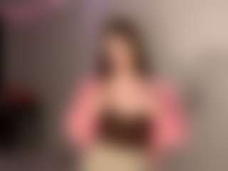Live cam show with ShaunteRivali - Athletic Blowjob on sexylive.show