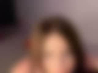 Live cam show with ShaunteRivali - Facial on Camsoda