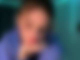 Live cam show with ShaunteRivali - Petite Young Adult on TottyGirls
