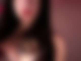 Live cam show with ShaunteRivali - College on Camsoda