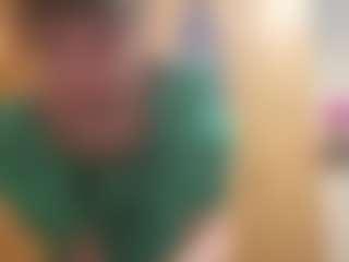 Live cam show with StevieStankaitis - Raven Hair on livesuperchat.net