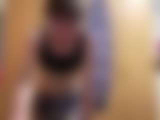 Live cam show with StevieStankaitis - Blue Eyes on Camsoda