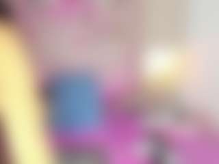 Live cam show with TylaBloom - Brown Eyes Black on StripNow