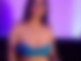 Live cam show with Viollette-Kat - Athletic on Gym Cam Girls