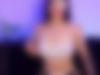 Live cam show with Viollette - Submissive on Camming Site
