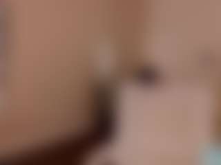 Live cam show with Vita-Croown - Cute on Camsoda