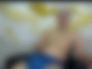 Live cam show with ZeusTrys - Colombia on Hubzter Live