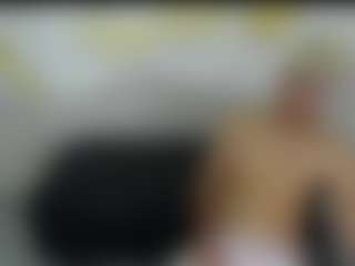 Live cam show with ZeusTrys - Brown Eyes on Chatstar