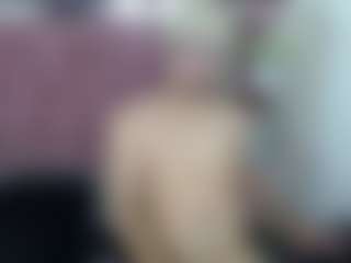 ZeusTrys's Live Sex Cam Show