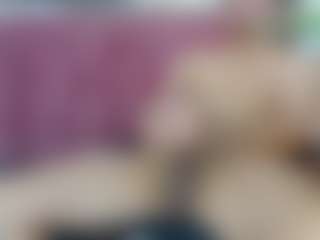 ZeusTrys's Live Sex Cam Show