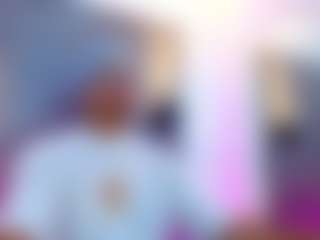 Live cam show with ZeusTrys - Brown Eyes on Camsoda