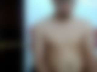 Live cam show with ZeusTrys - Bull on TeamSkeetLive