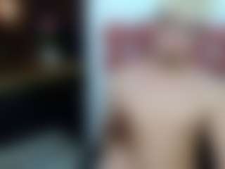 ZeusTrys's Live Sex Cam Show