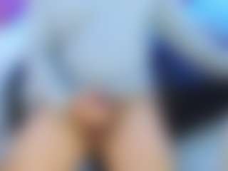 Live cam show with ZeusTrys - Muscular on Cam Slut