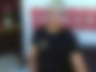 ZeusTrys's Live Sex Cam Show