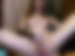 Live cam show with AlissaWhyte - Bald on madthumbs