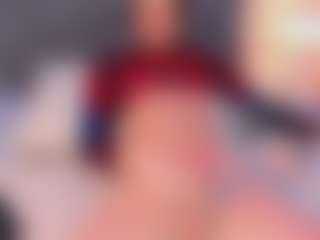 Live cam show with Auroraa-Smith - Average on hornycams.live