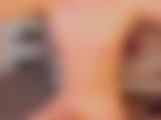 Live cam show with Auroraa-Smith - Average on Camsoda
