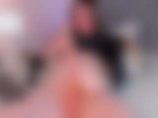 Live cam show with Auroraa-Smith - Cumshot on x69.live
