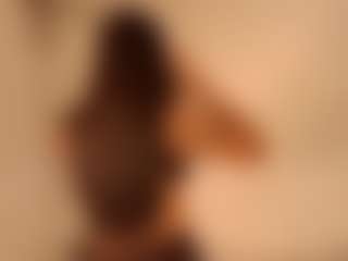 Live cam show with Julie-Xoxo - New Big Ass on Camsoda