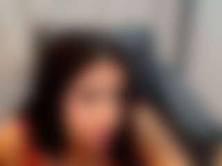 Live cam show with Julie-Xoxo - Erotic Dance on Porn Luv