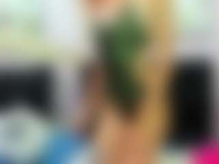 JulieMoon's Live Sex Cam Show