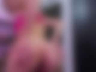 JulieMoon's Live Sex Cam Show