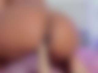 Show en direct avec leana-lovings11 - Nature Black sur Camsoda