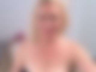 Live cam show with Lillit-Fabia - New Foot Fetish on AdultVida.com