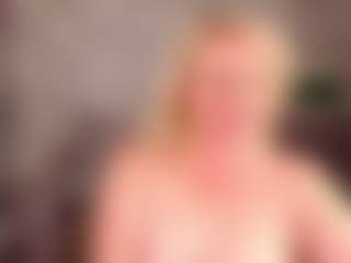 Live cam show with Lillit-Fabia - Cute on StripNow