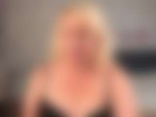 Live cam show with Lillit-Fabia - Middle Aged on Camsoda