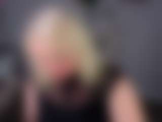 Live cam show with Lillit-Fabia - Middle Aged on Camsoda