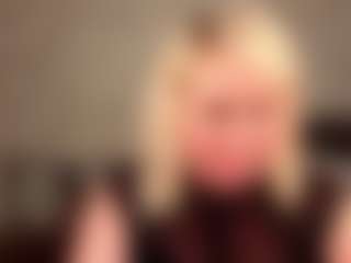 Live cam show with Lillit-Fabia - Mature on Camsoda