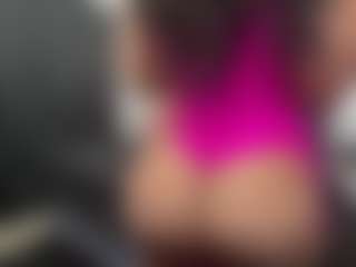Live cam show with Msglitterbox - New White on Gym Cam Girls | united states