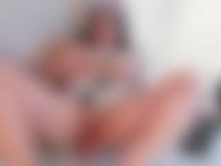 Live cam show with Soffia-Carsonn - Double Penetration on camwithhim.com